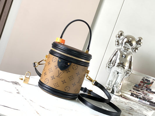 Louis Vuitton Handbag