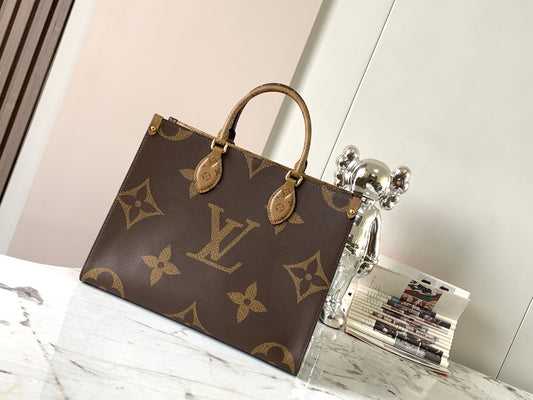 Louis Vuitton Handbag