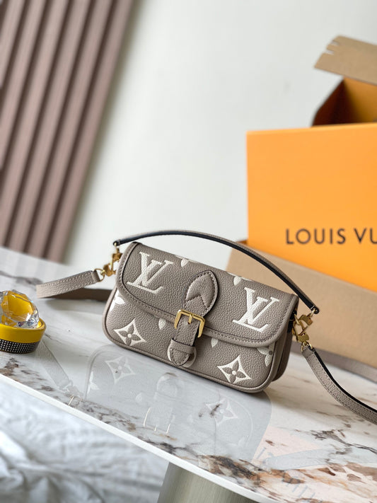 Louis Vuitton Handbag