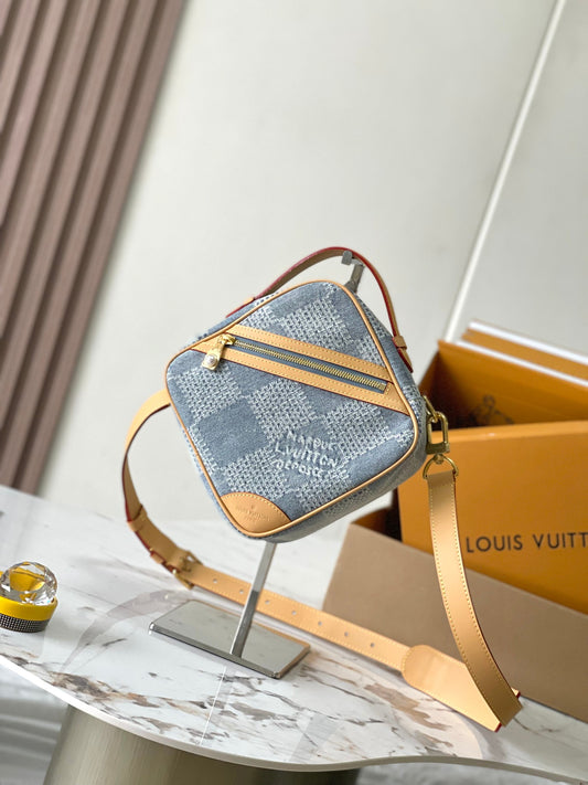 Louis Vuitton Handbag