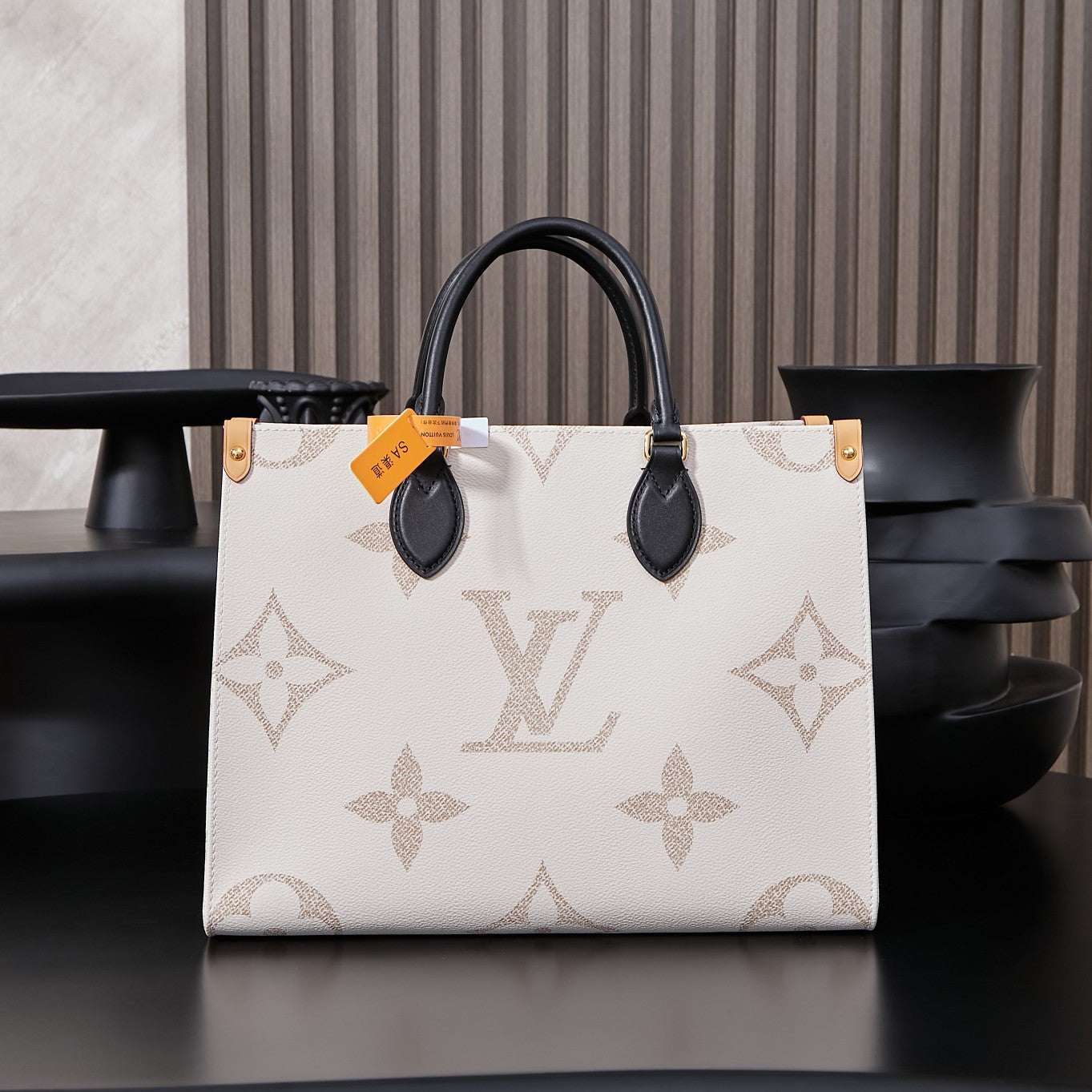 Louis Vuitton Handbag