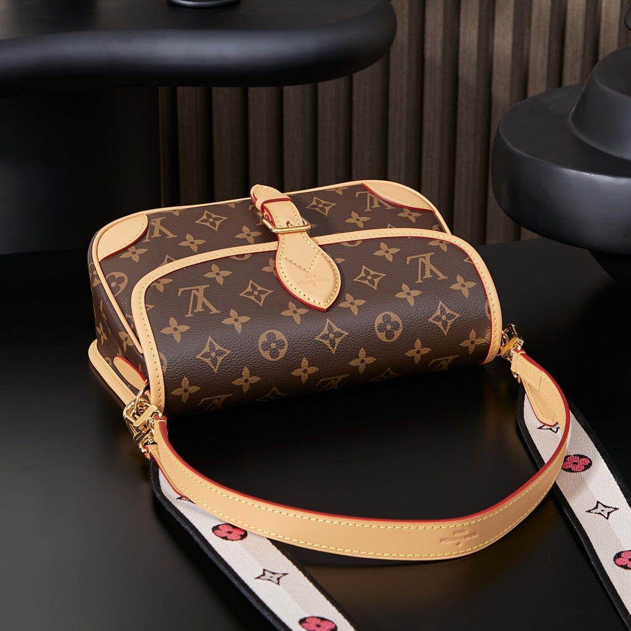 Louis Vuitton Handbag