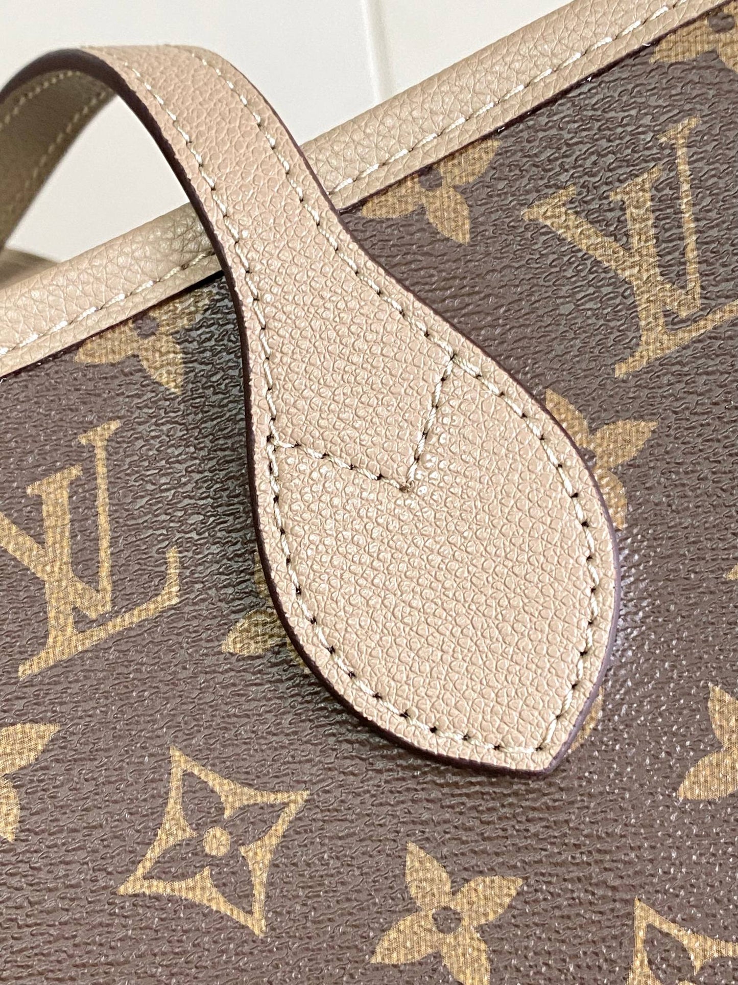 Louis Vuitton Handbag