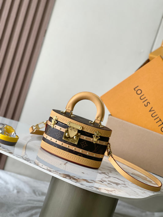 Louis Vuitton Handbag