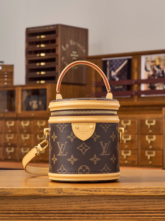 Louis Vuitton Handbag