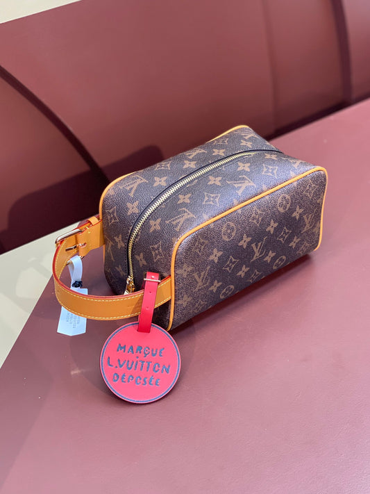 Louis Vuitton Handbag