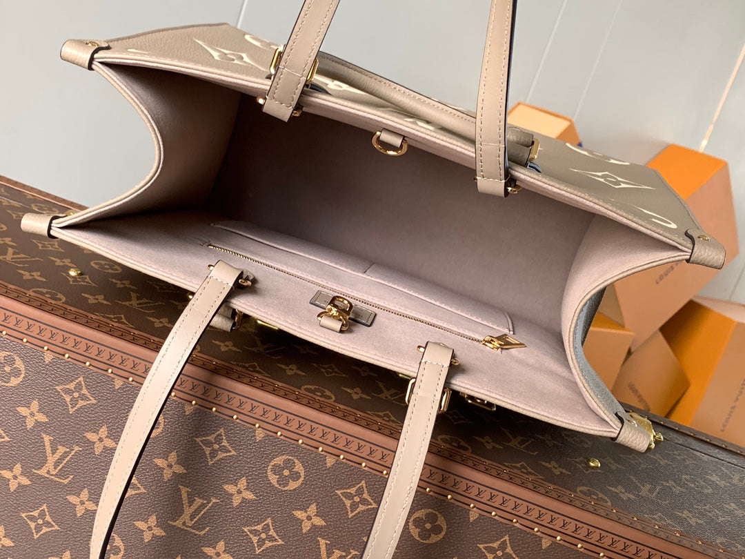 Louis Vuitton Handbag