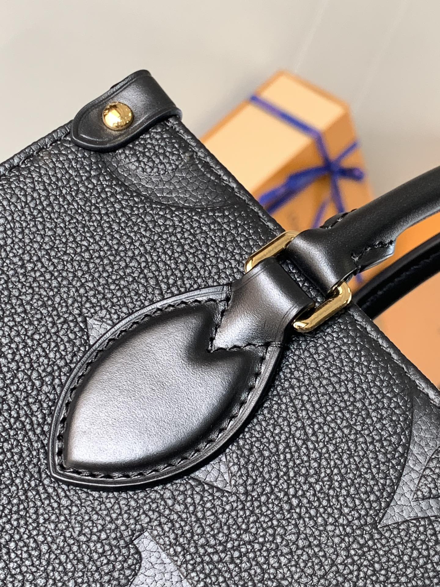 Louis Vuitton Handbag