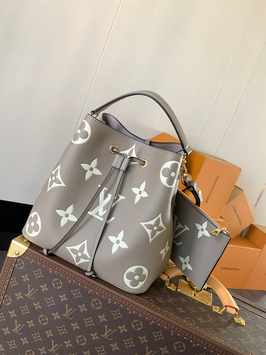 Louis Vuitton Handbag