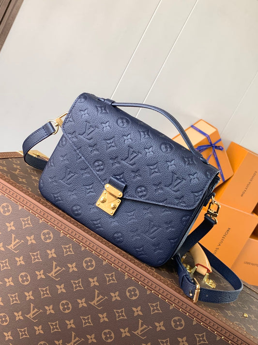 Louis Vuitton Handbag
