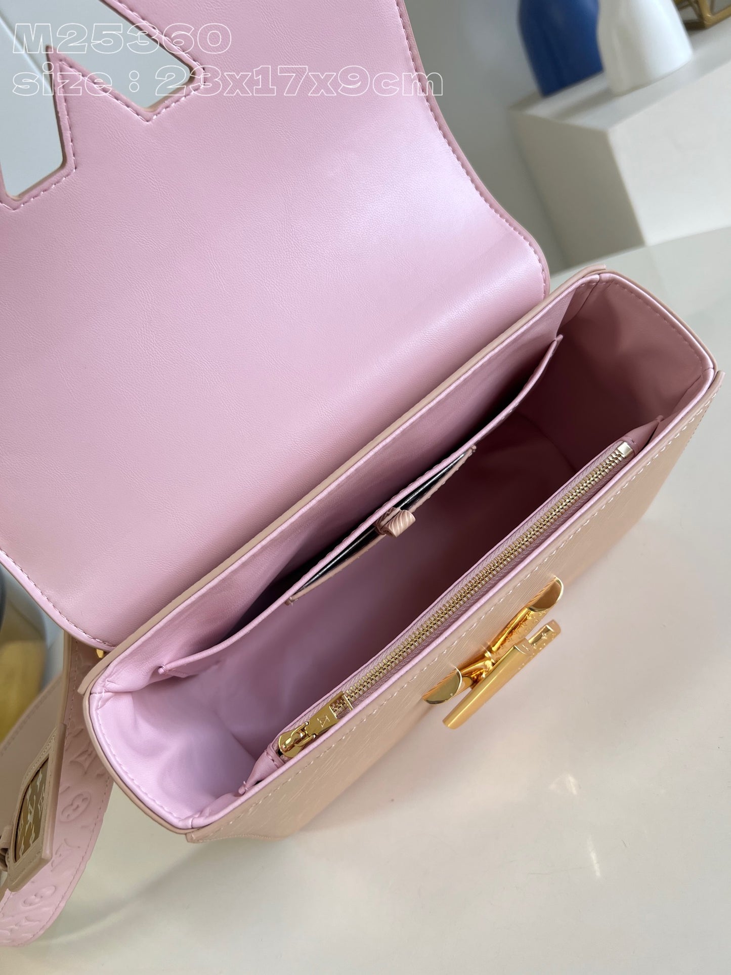 Louis Vuitton Handbag