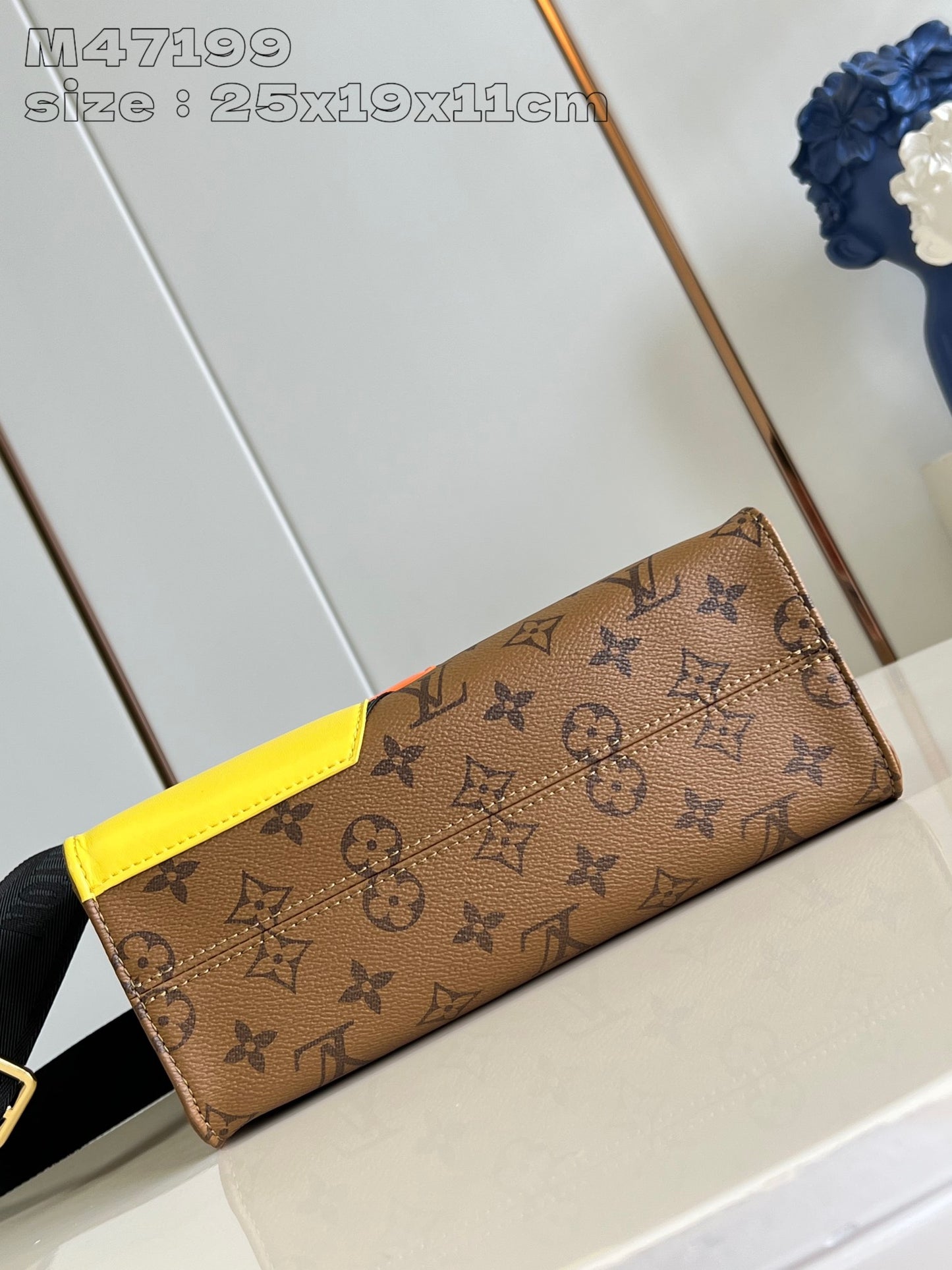 Louis Vuitton Handbag