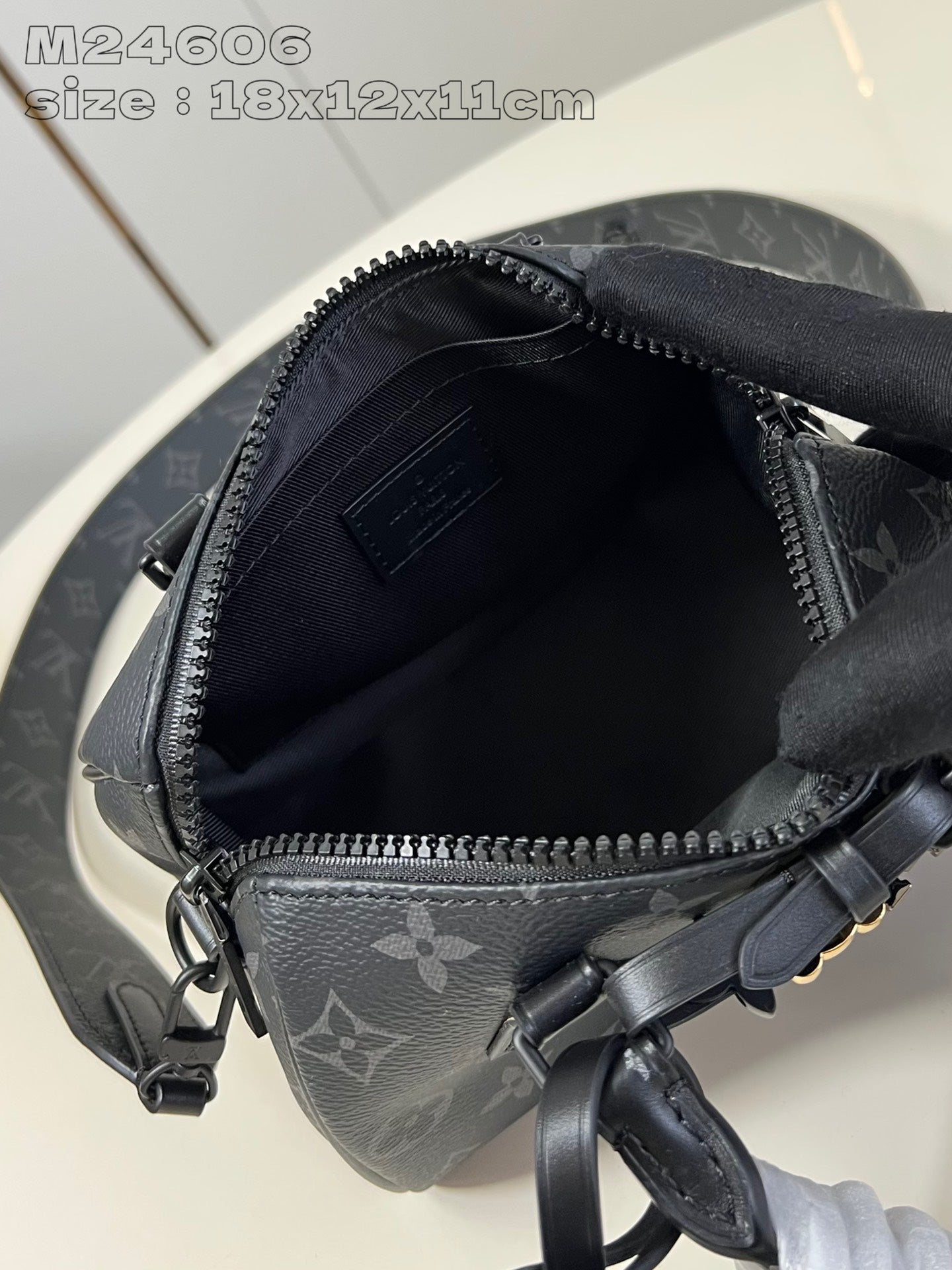 Louis Vuitton Handbag