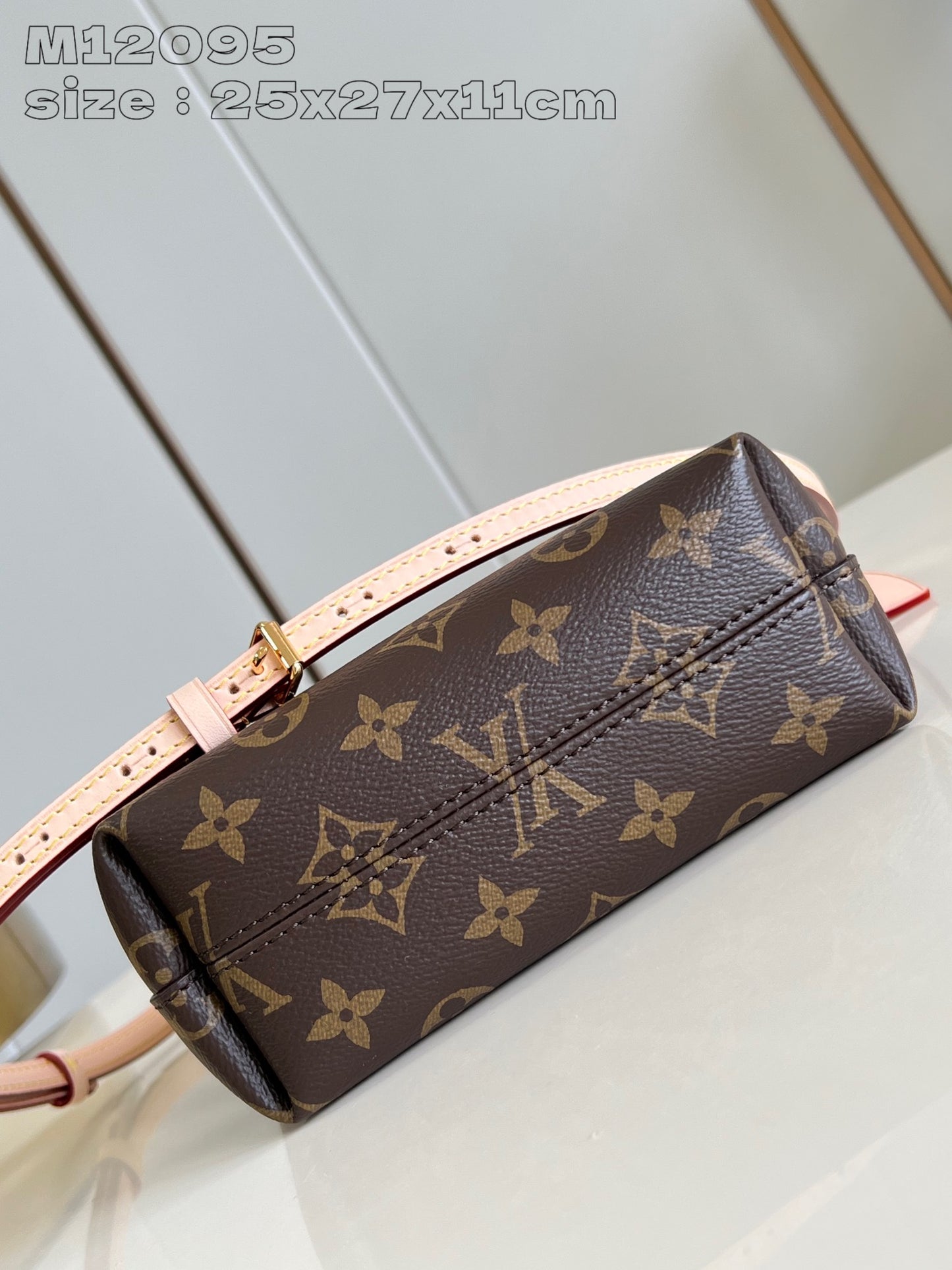 Louis Vuitton Handbag
