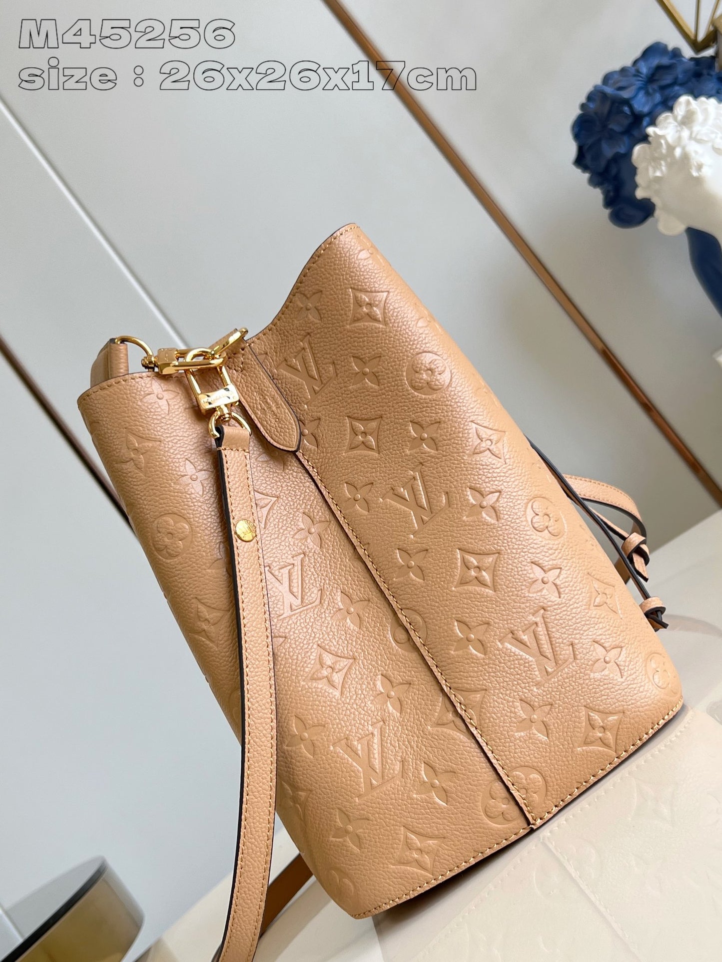 Louis Vuitton Handbag