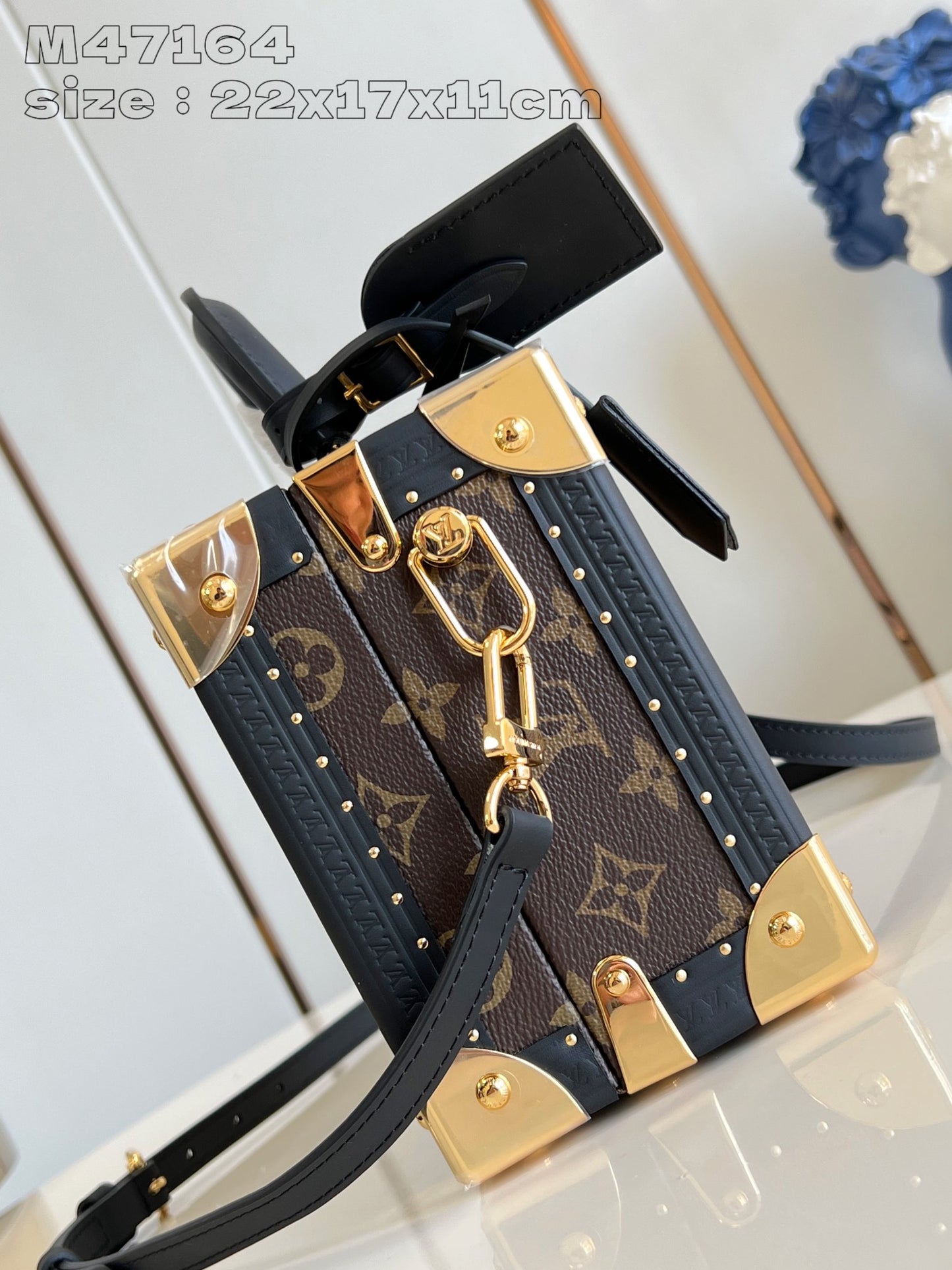 Louis Vuitton Handbag