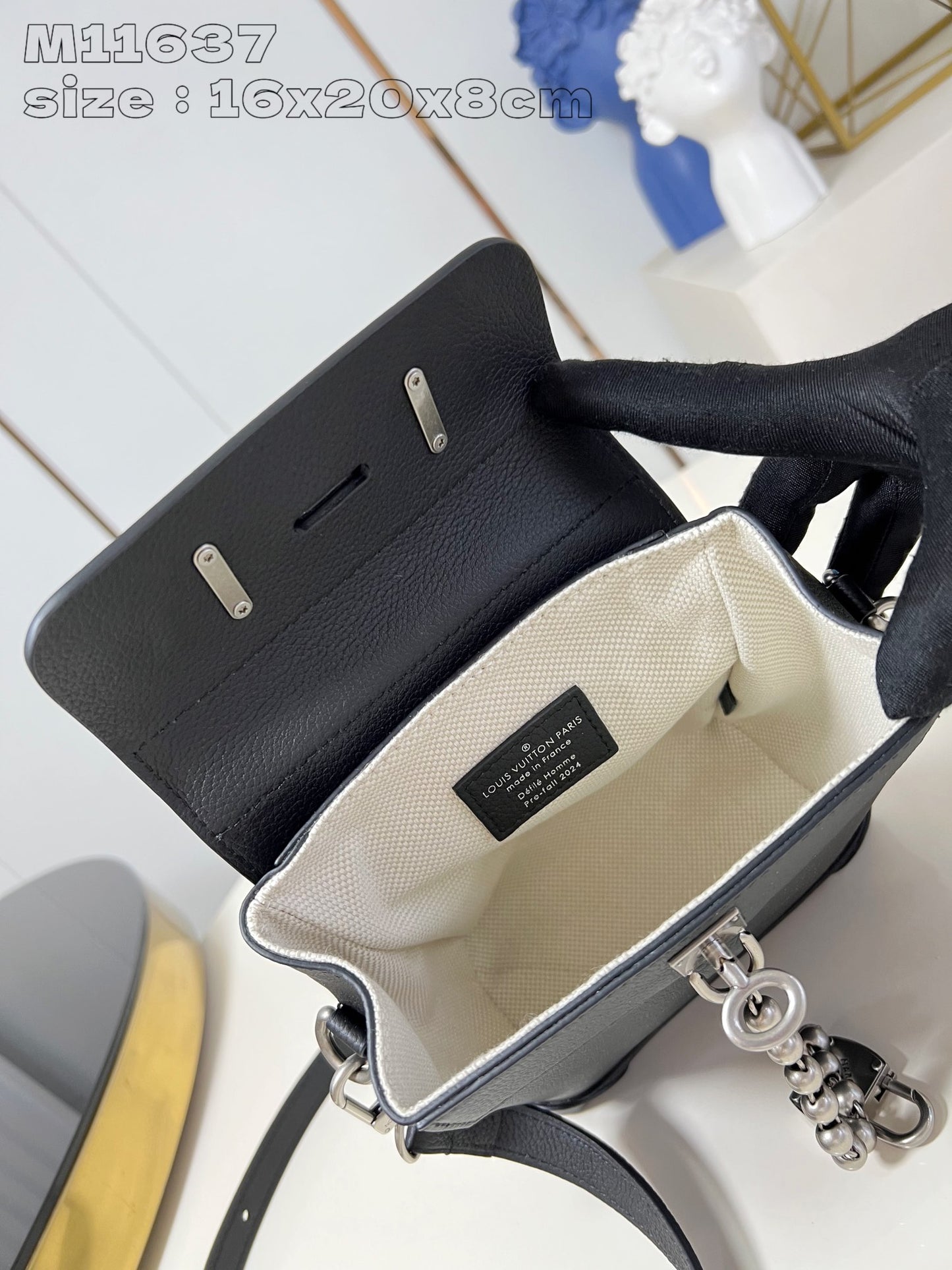 Louis Vuitton Handbag