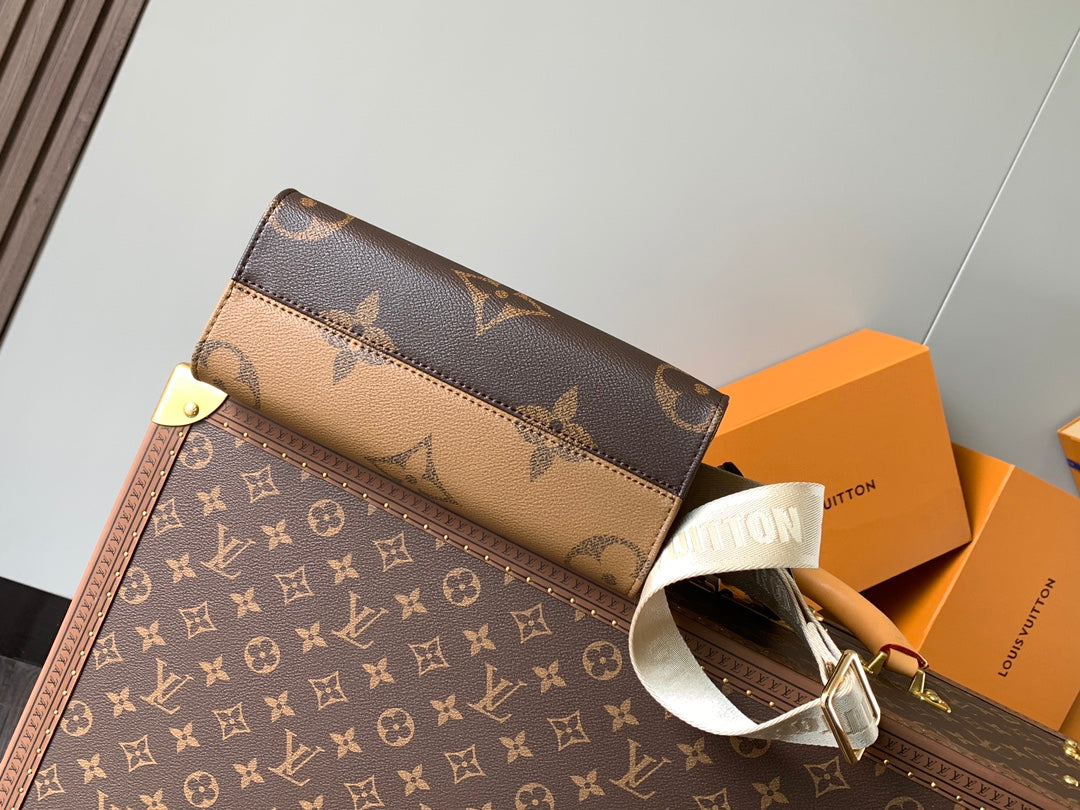 Louis Vuitton Handbag
