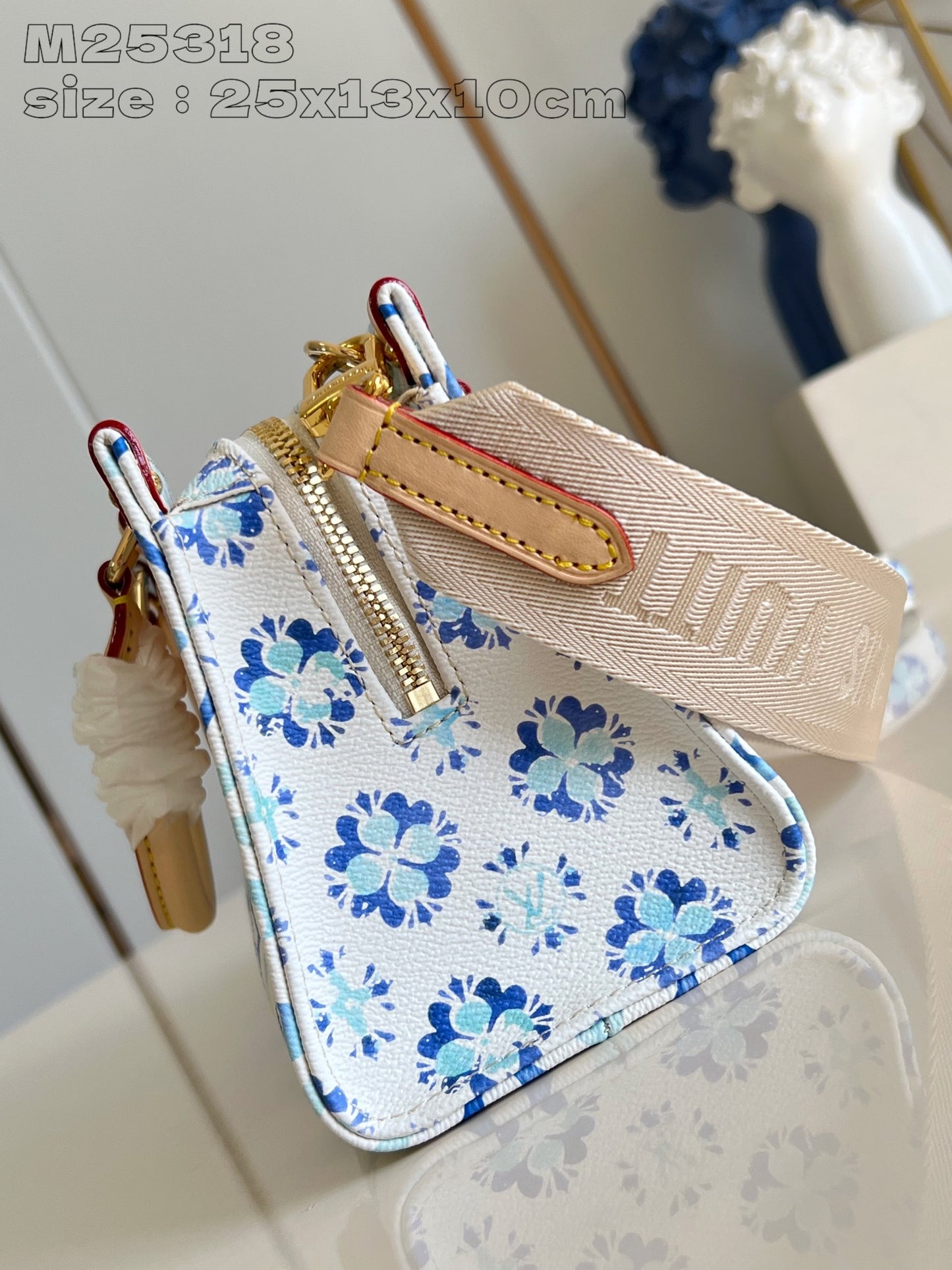 Louis Vuitton Handbag