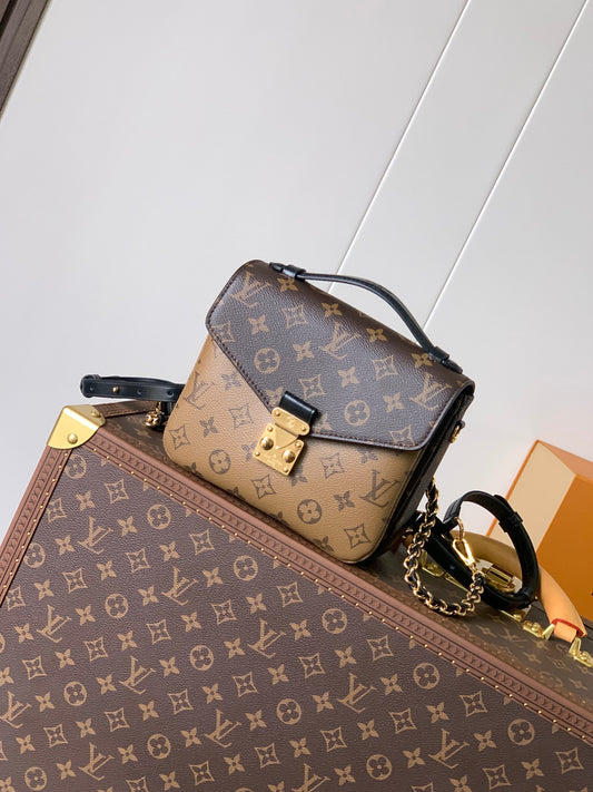 Louis Vuitton Handbag