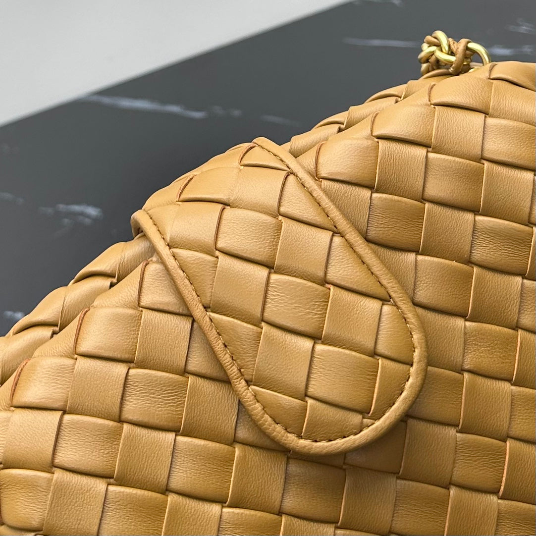 Bottega Veneta Handbag