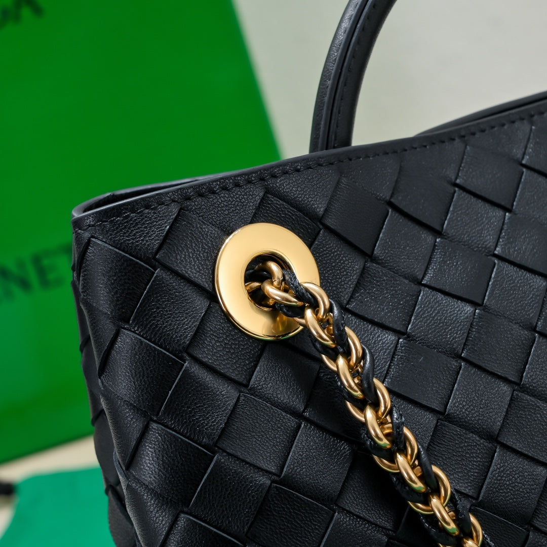 Bottega Veneta Handbag
