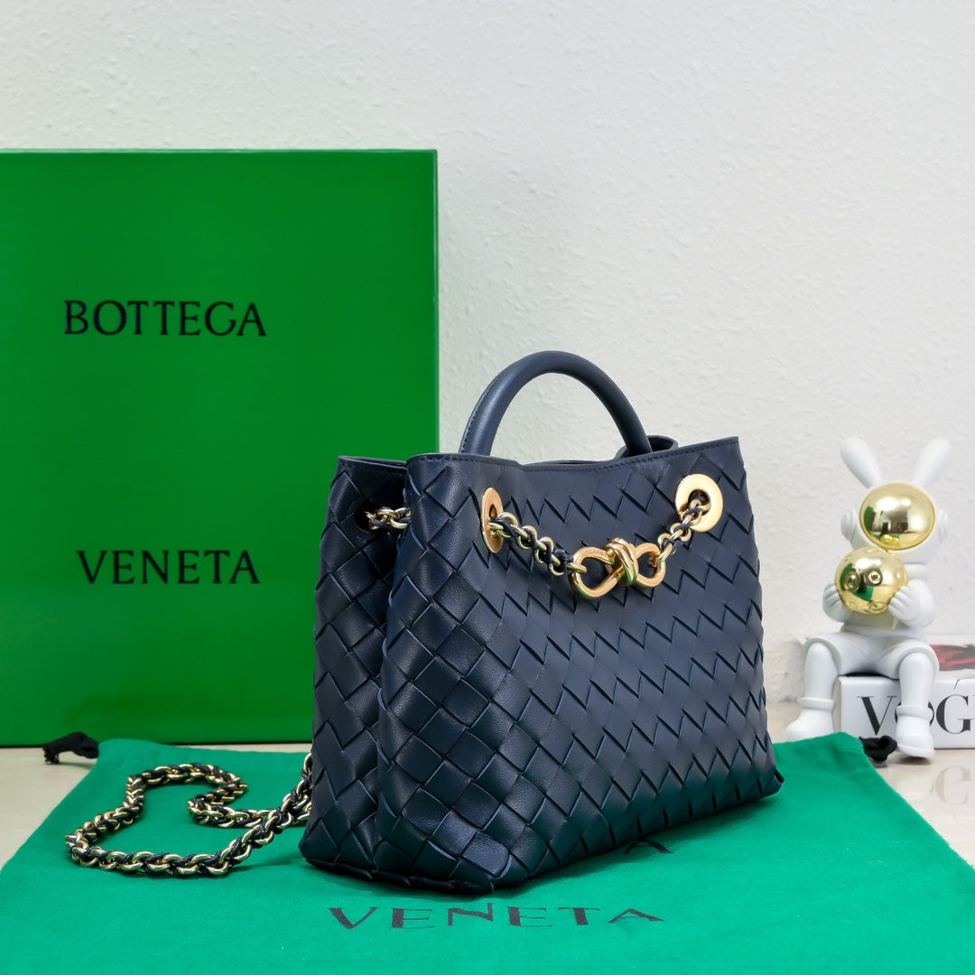 Bottega Veneta Handbag