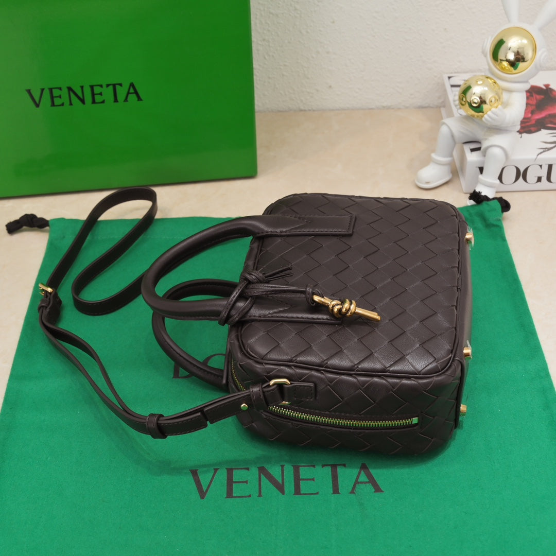 Bottega Veneta Handbag