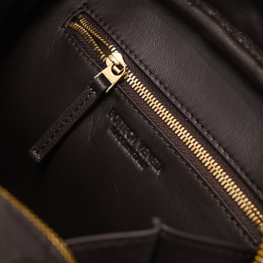 Bottega Veneta Handbag