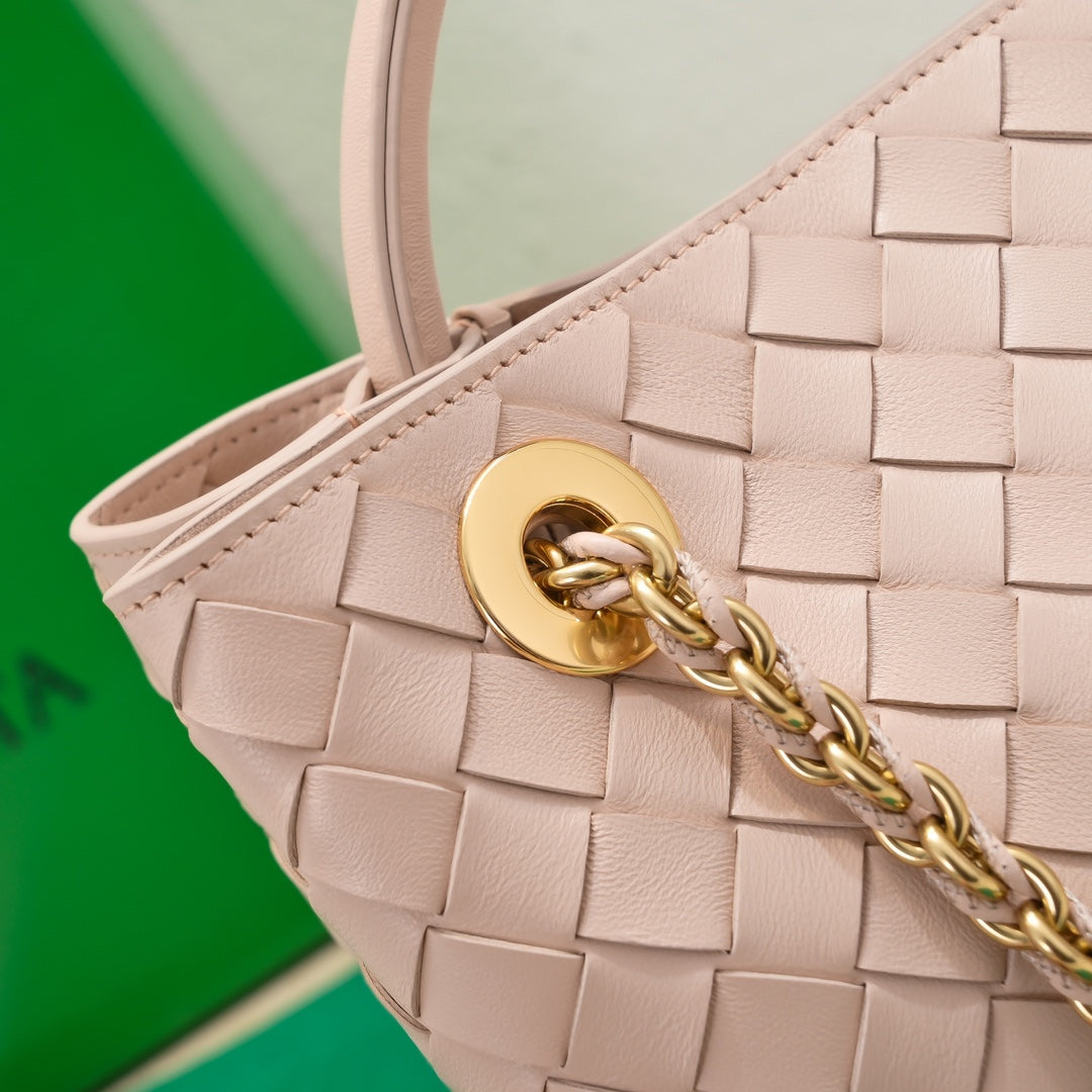 Bottega Veneta Handbag