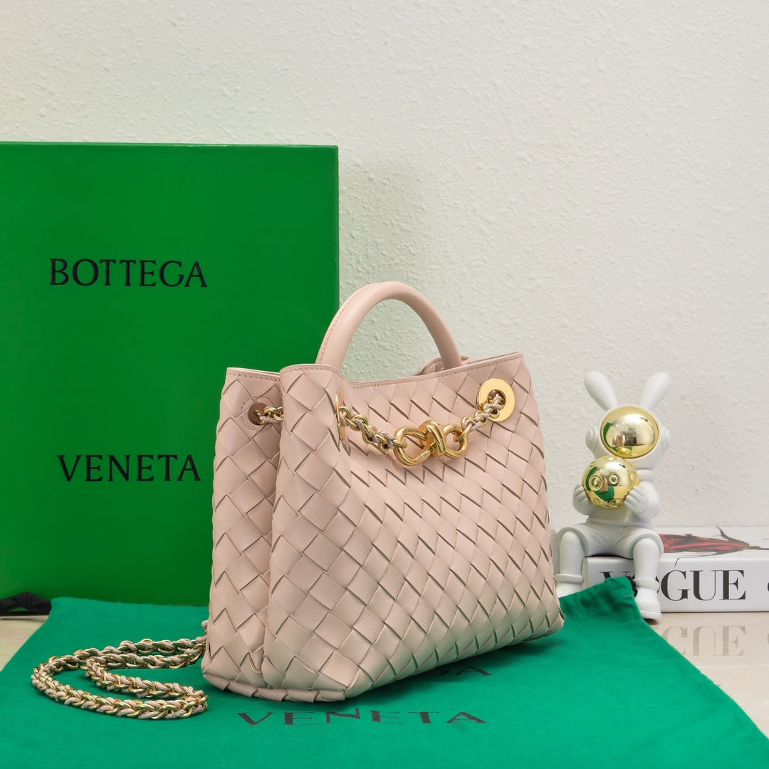 Bottega Veneta Handbag