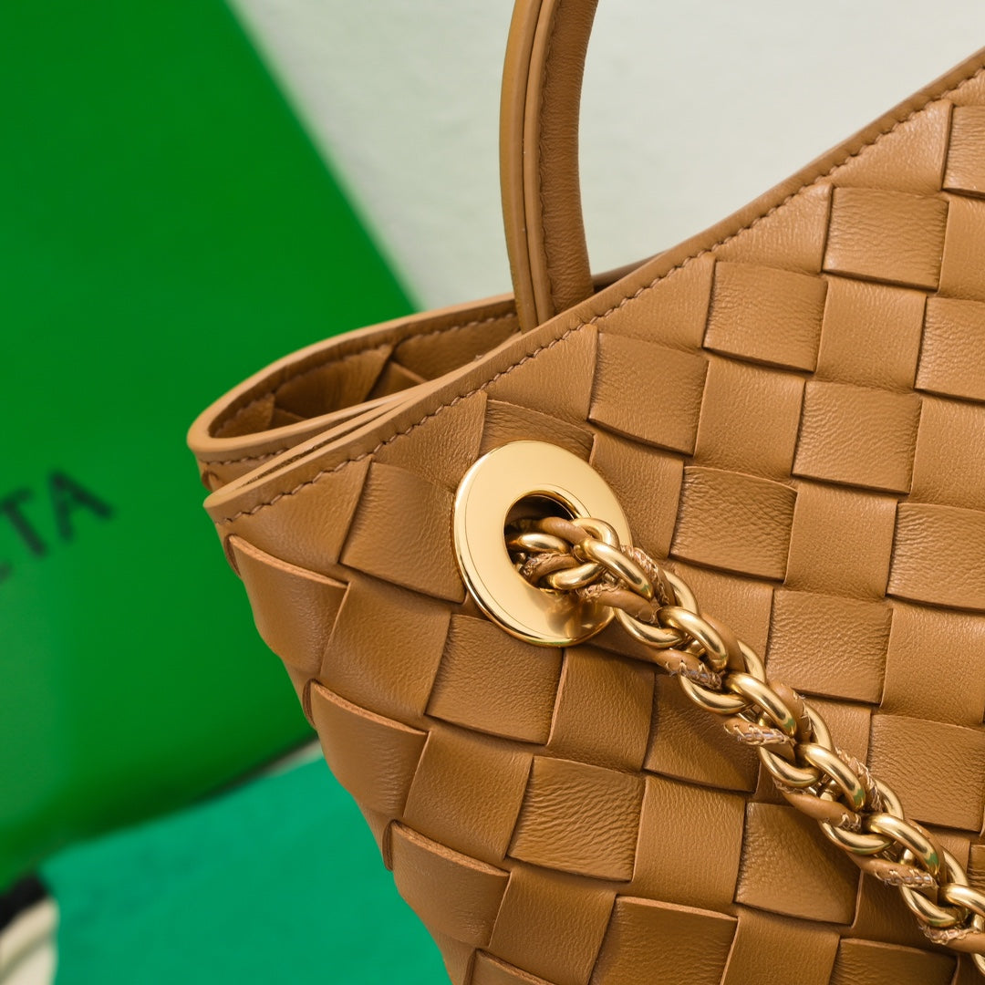 Bottega Veneta Handbag
