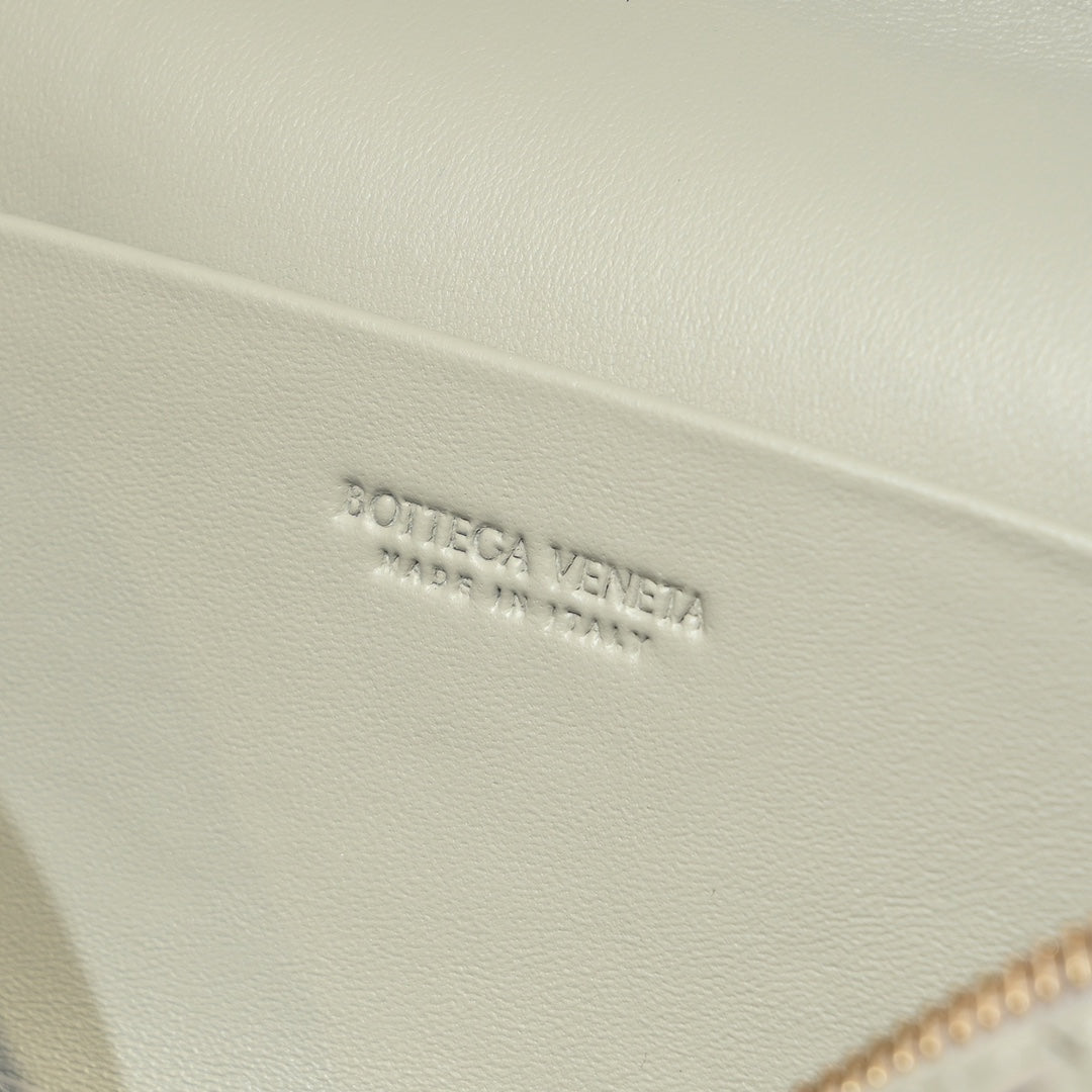 Bottega Veneta Handbag