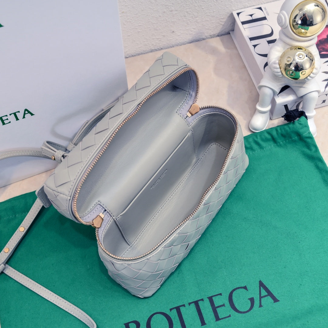 Bottega Veneta Handbag