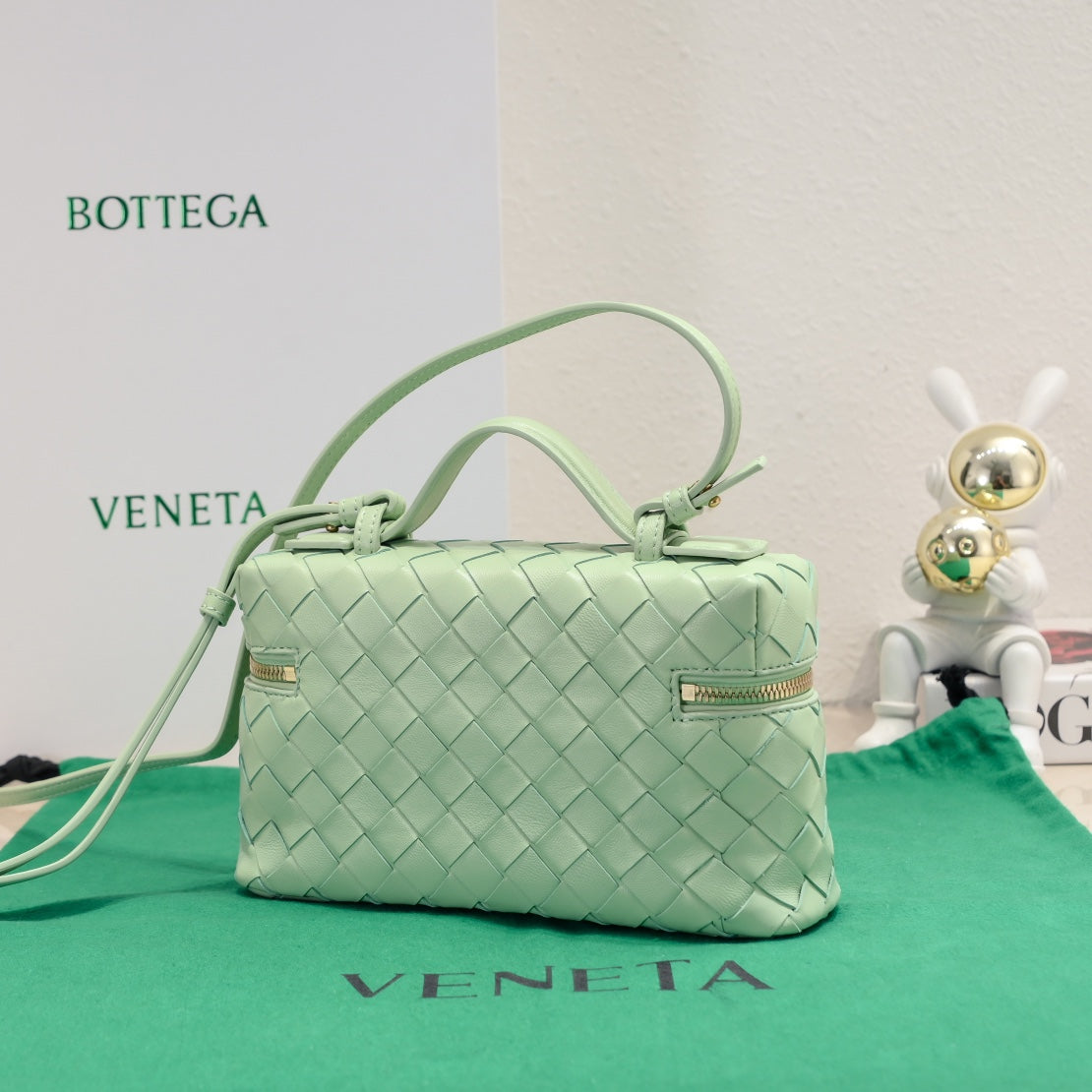 Bottega Veneta Handbag