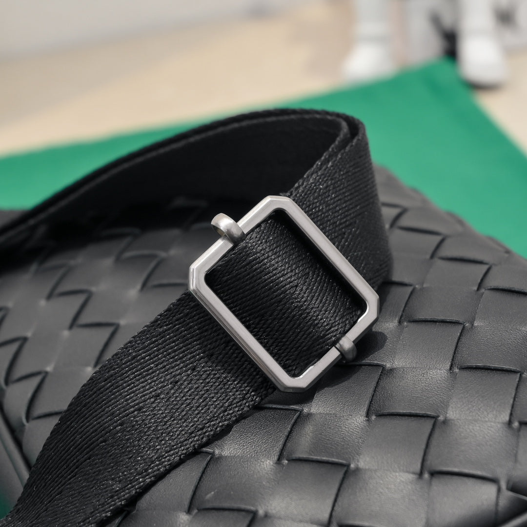 Bottega Veneta Handbag