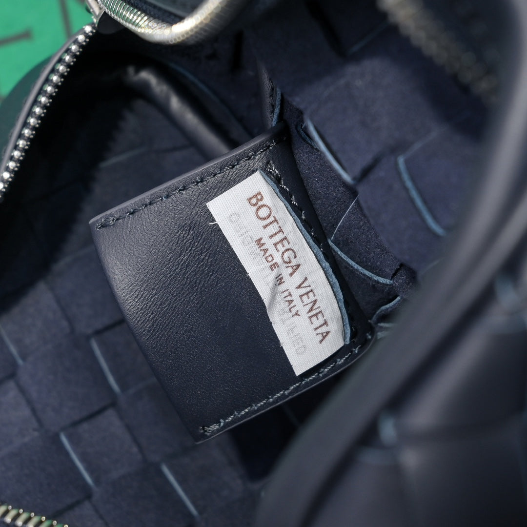 Bottega Veneta Handbag