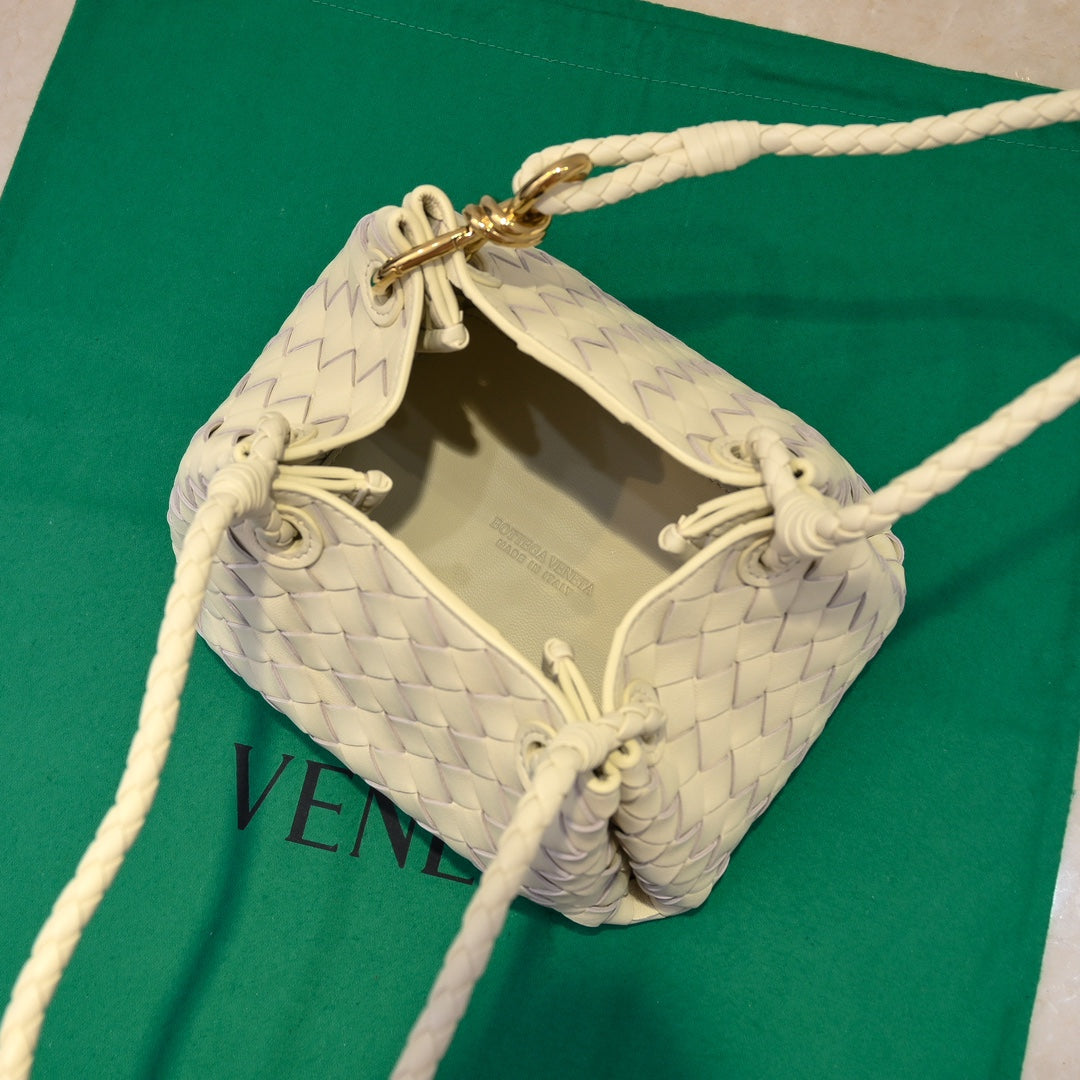 Bottega Veneta Handbag