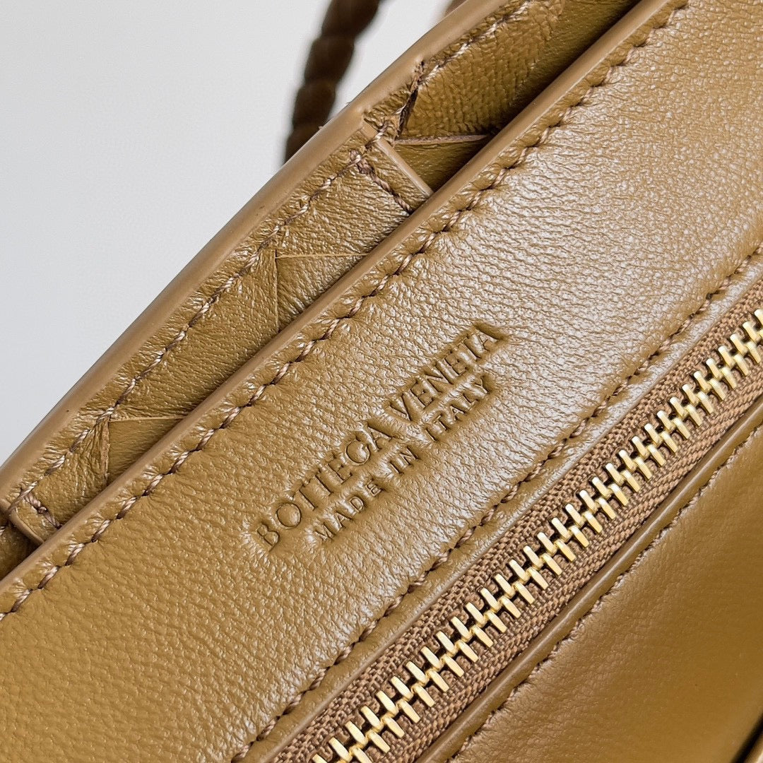 Bottega Veneta Handbag