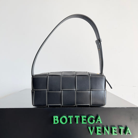 Bottega Veneta Handbag