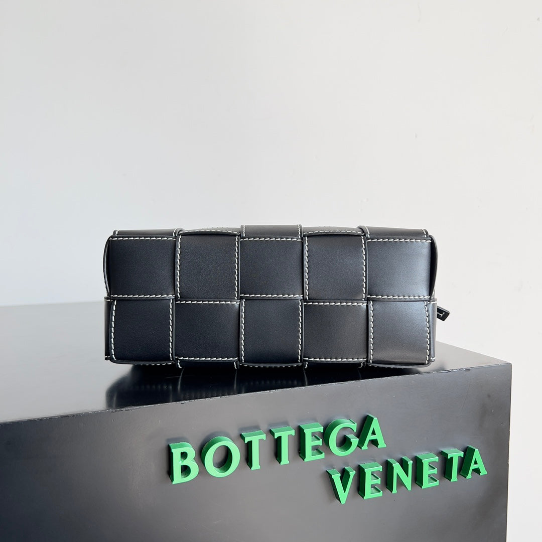 Bottega Veneta Handbag