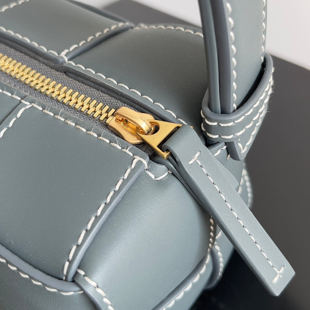 Bottega Veneta Handbag
