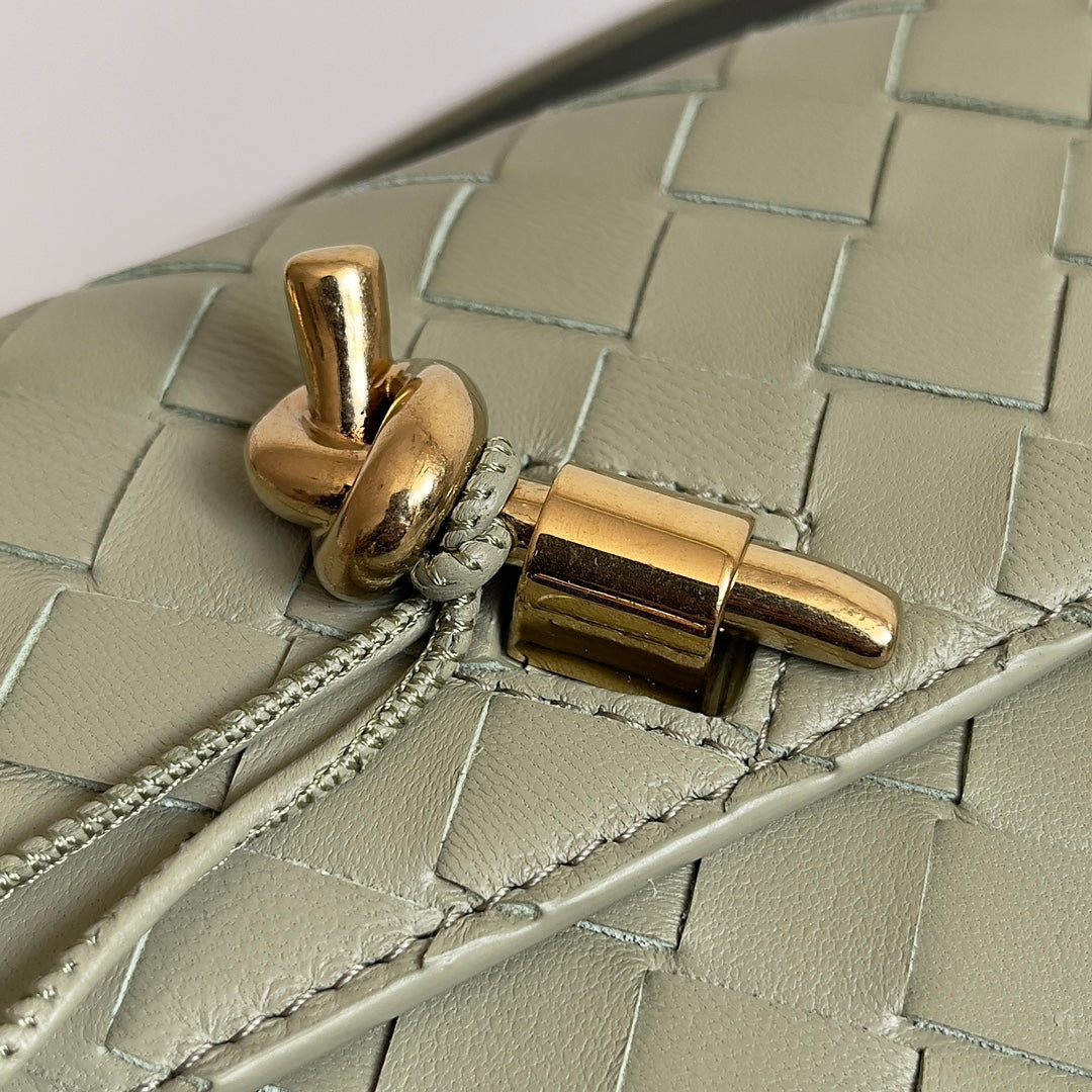 Bottega Veneta Handbag