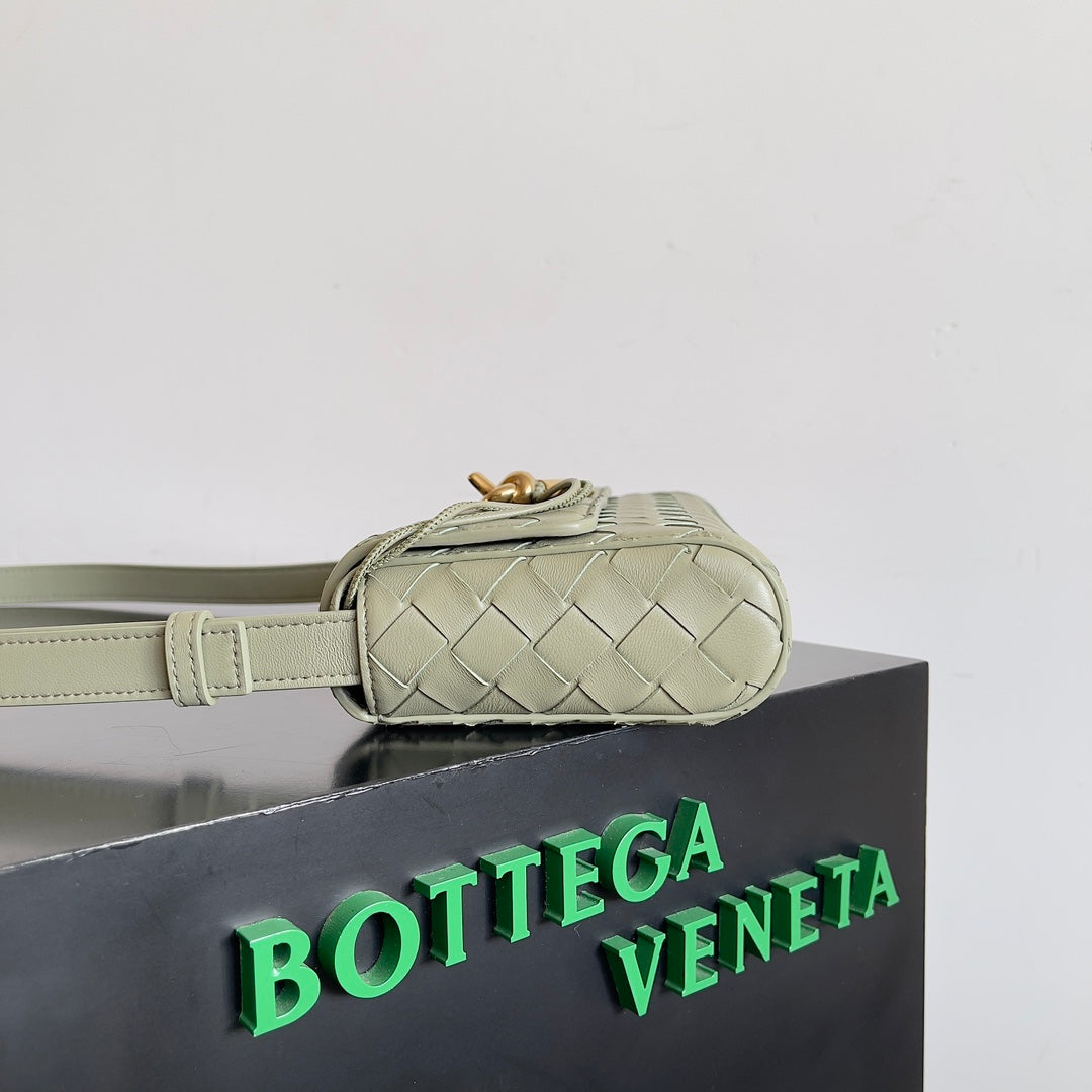 Bottega Veneta Handbag