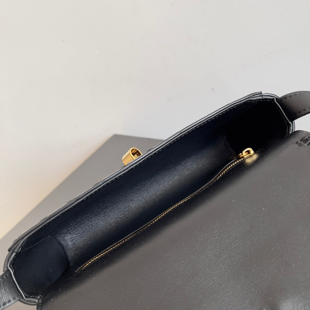 Bottega Veneta Handbag