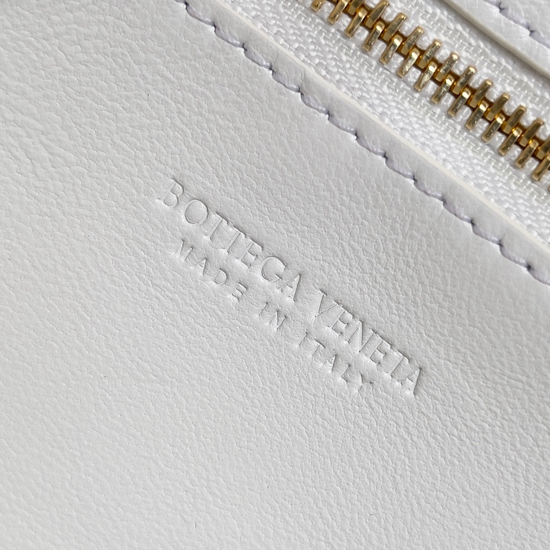 Bottega Veneta Handbag