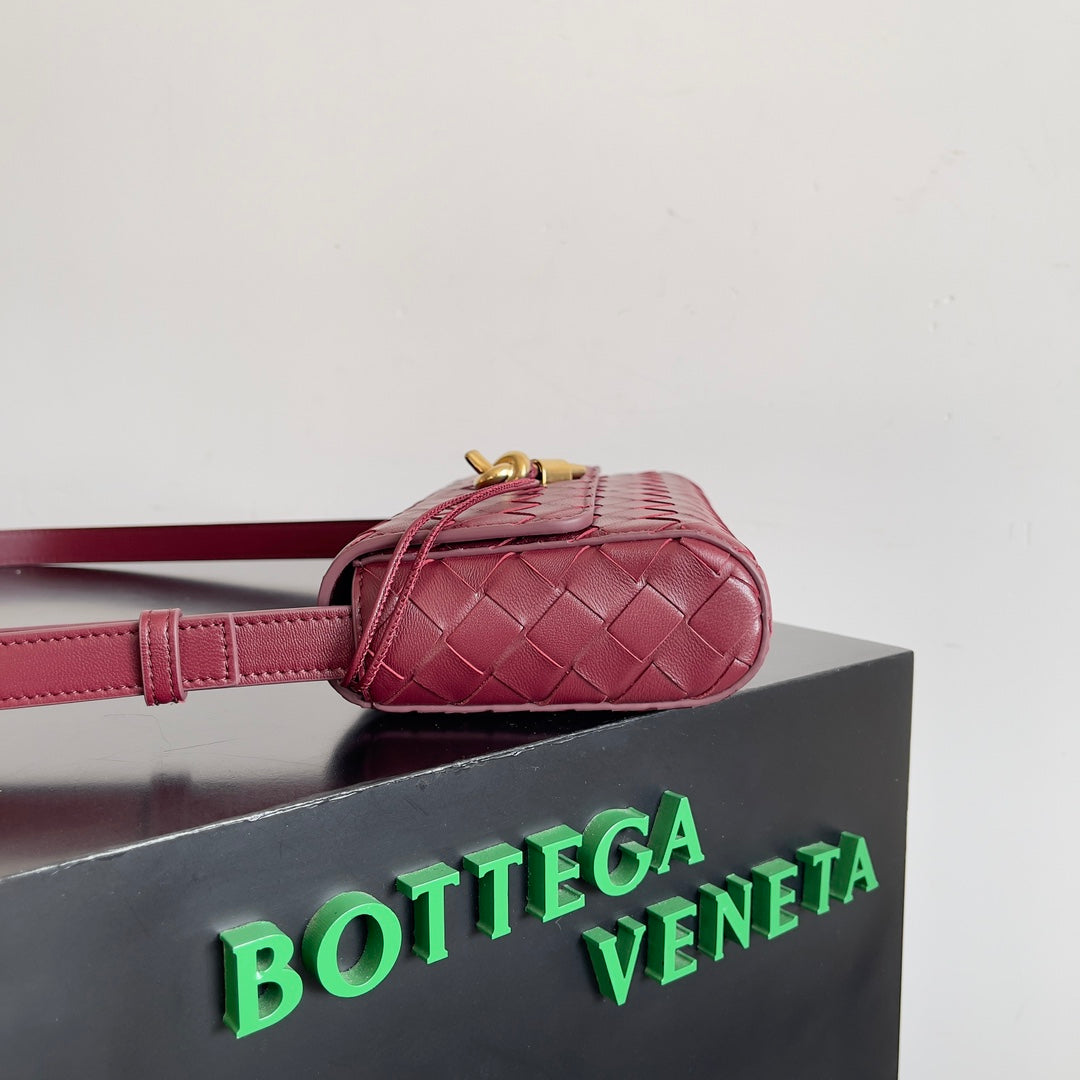 Bottega Veneta Handbag
