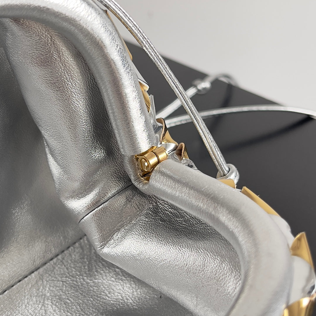 Bottega Veneta Handbag