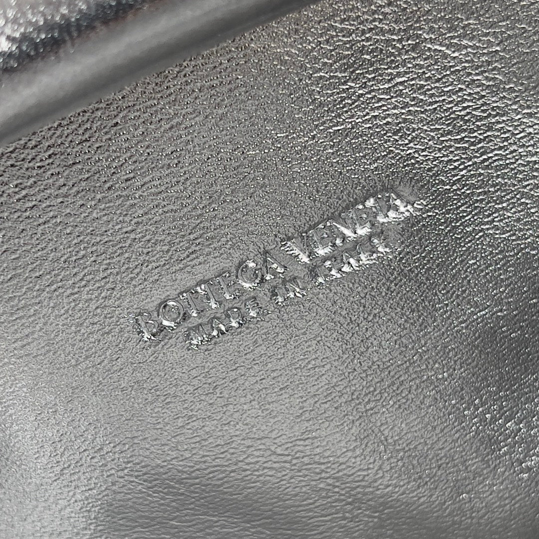 Bottega Veneta Handbag