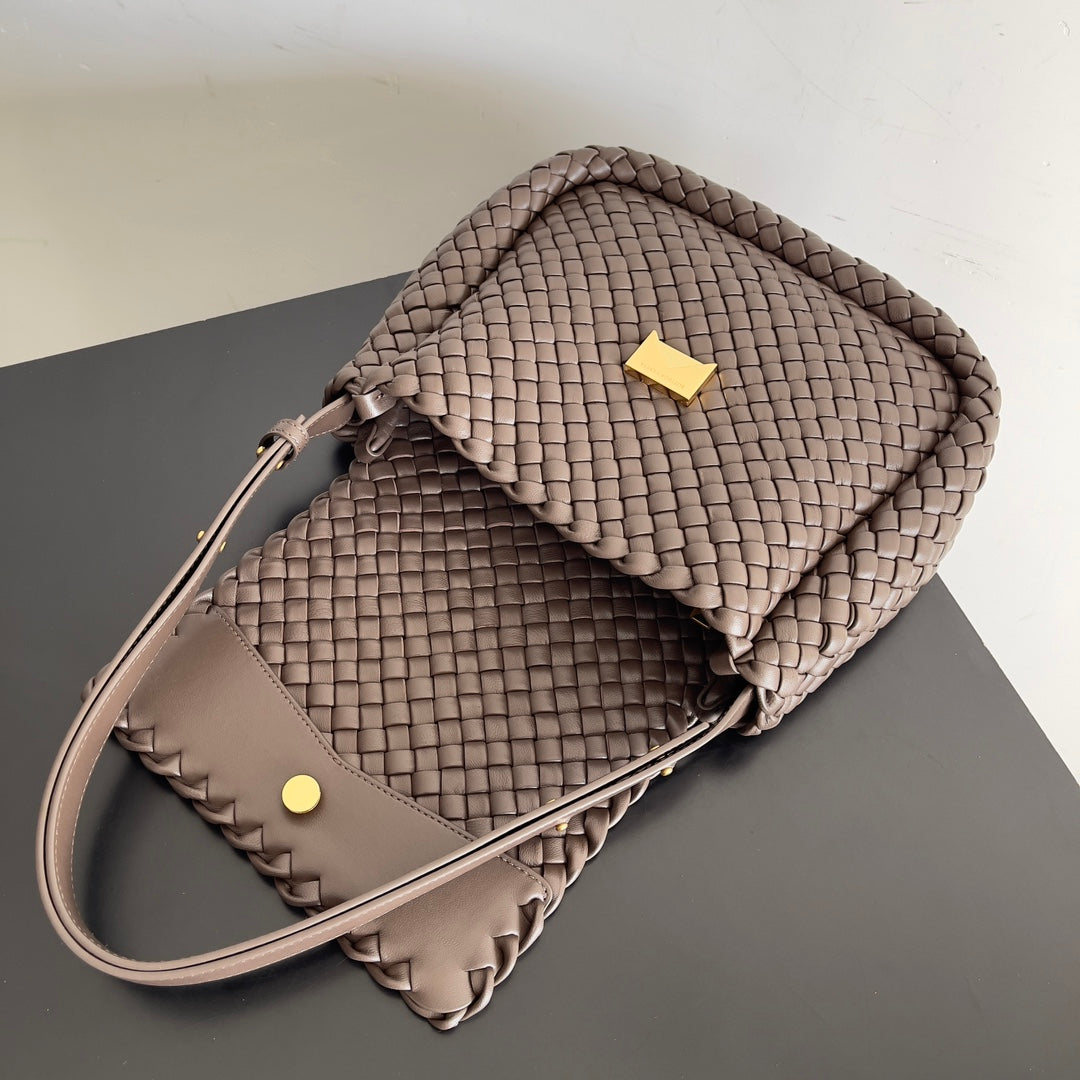 Bottega Veneta Handbag